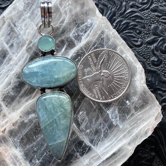 Faceted Chalcedony Over Natural Aquamarine Pendant Crystal Stone Jewelry - Picture 7 of 7